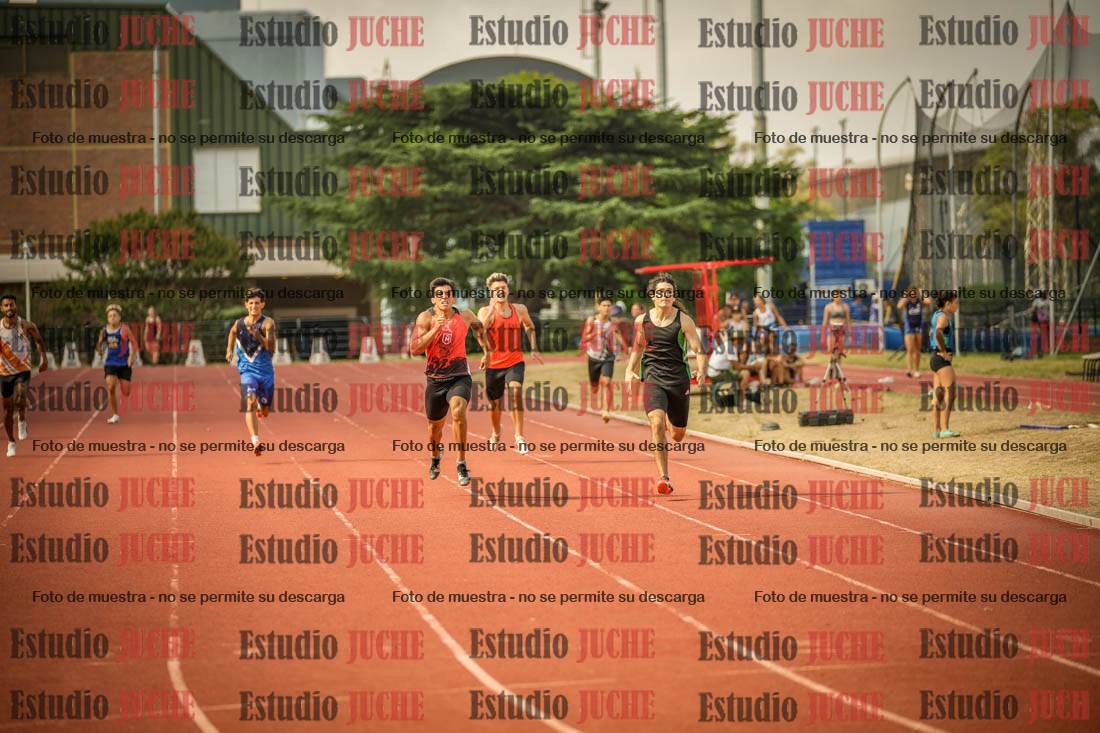 Fotos de los 400 m llanos de varones