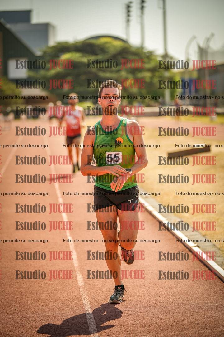 Fotos de los 3000 m llanos de varones