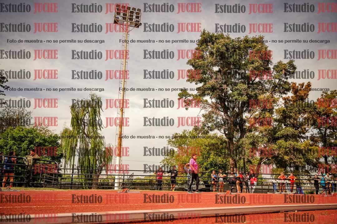 Fotos de los 200 m llanos de varones