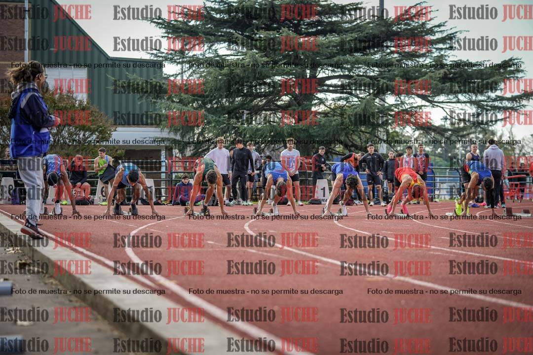 Fotos de los 100 m llanos de varones