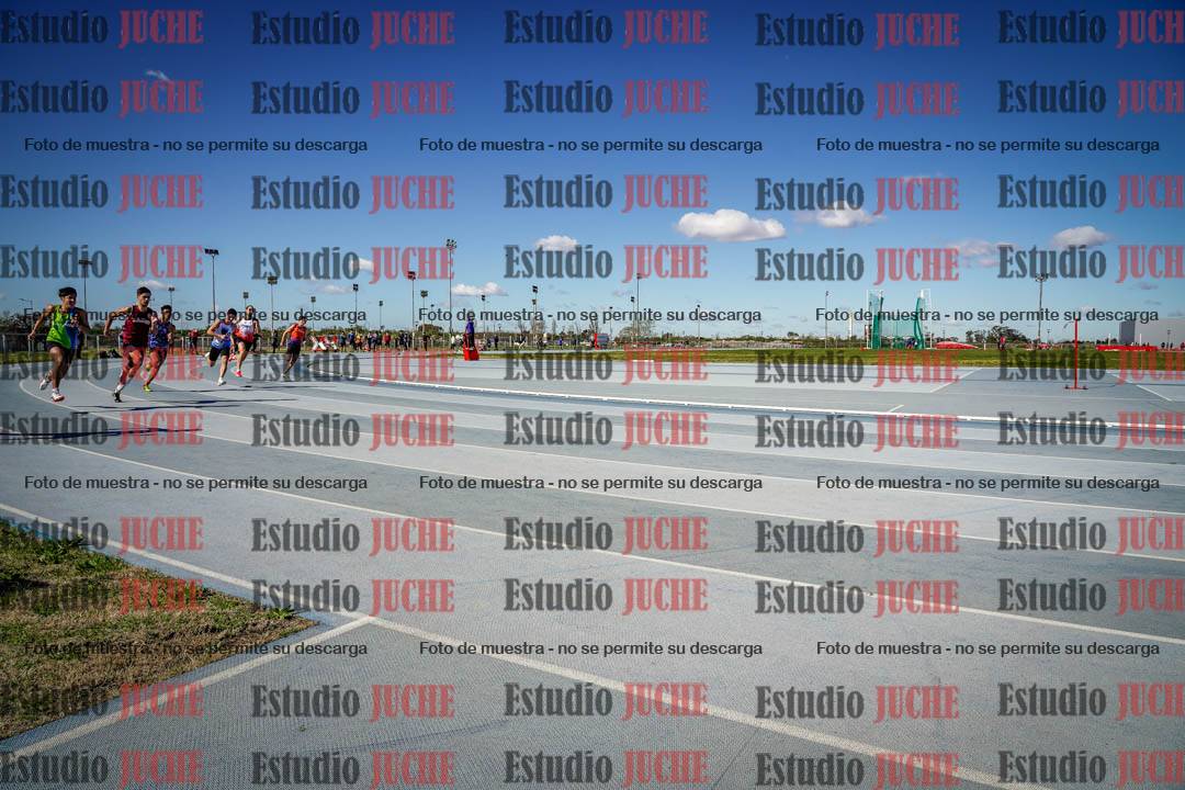 Fotos de los 200 m llanos de varones