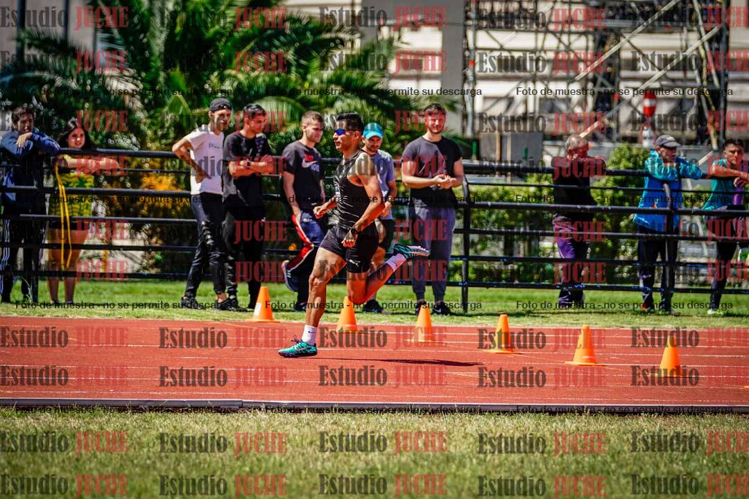 Fotos de los 800 m llanos de varones