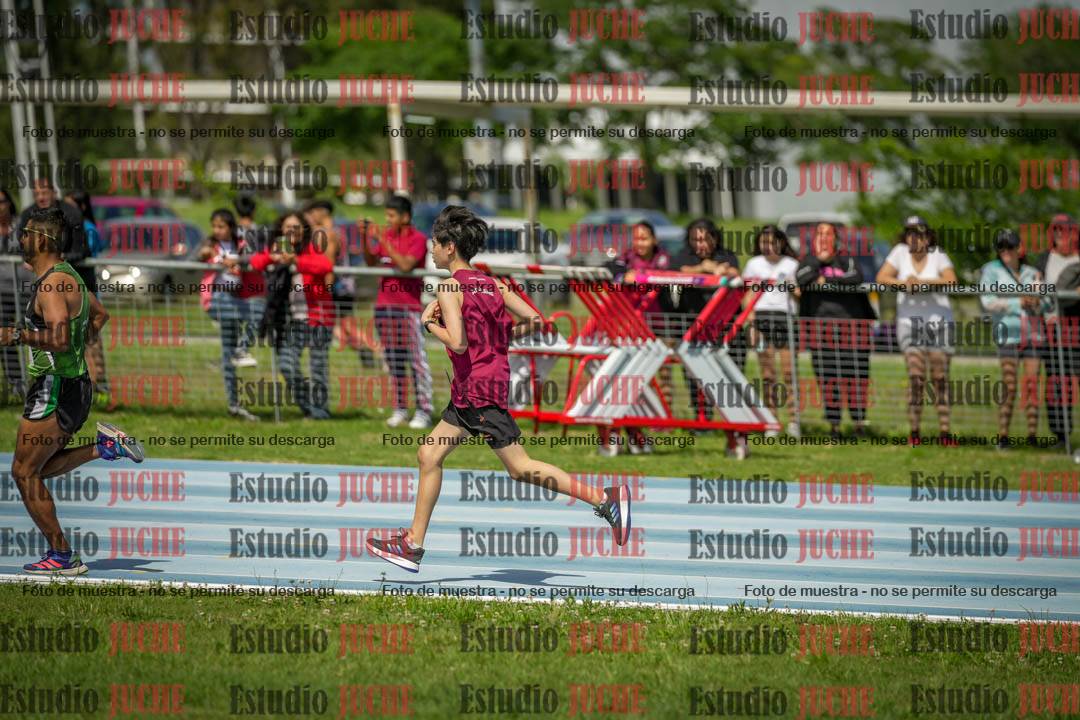 Fotos de los 1000 m llanos de varones