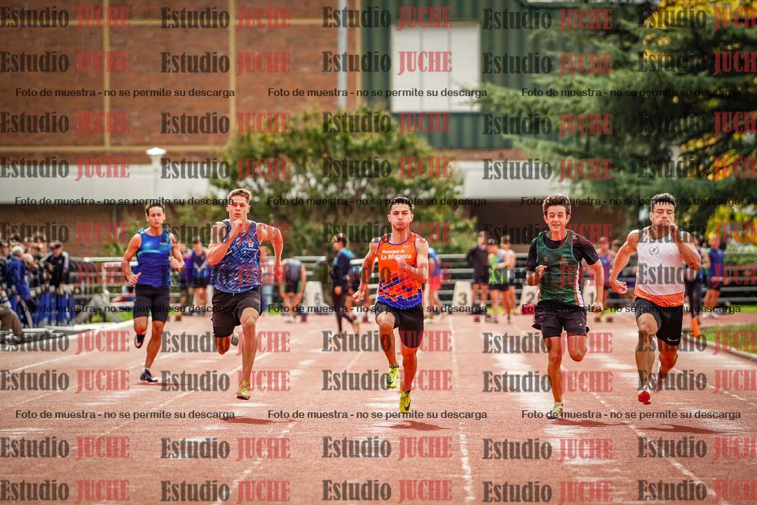 Fotos de los 100 m llanos de varones