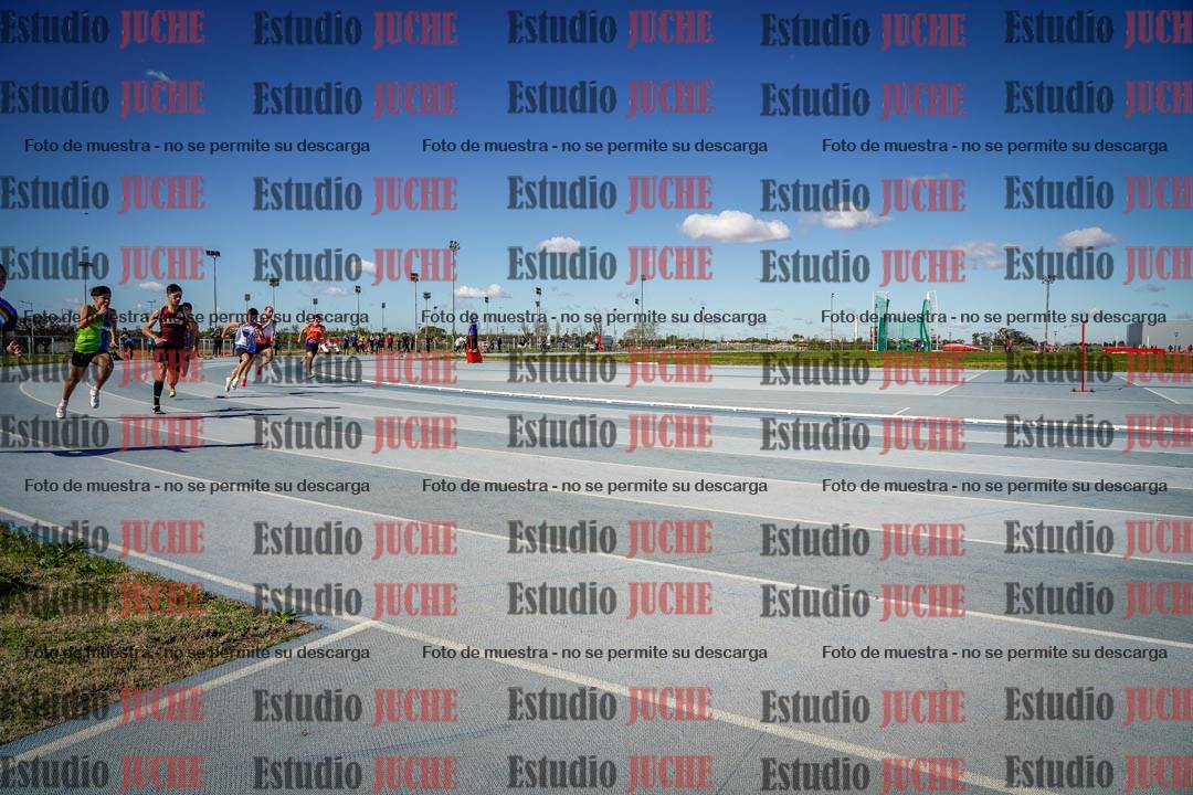 Fotos de los 200 m llanos de varones