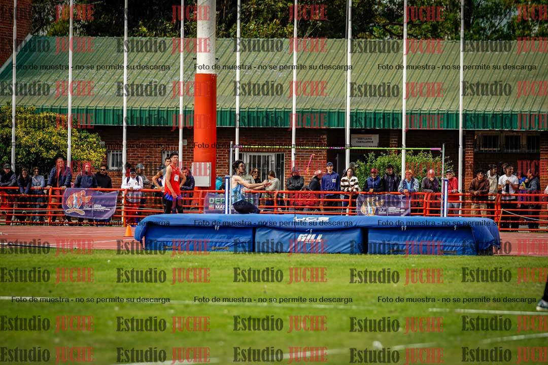 Fotos del salto en alto de varones - FINAL