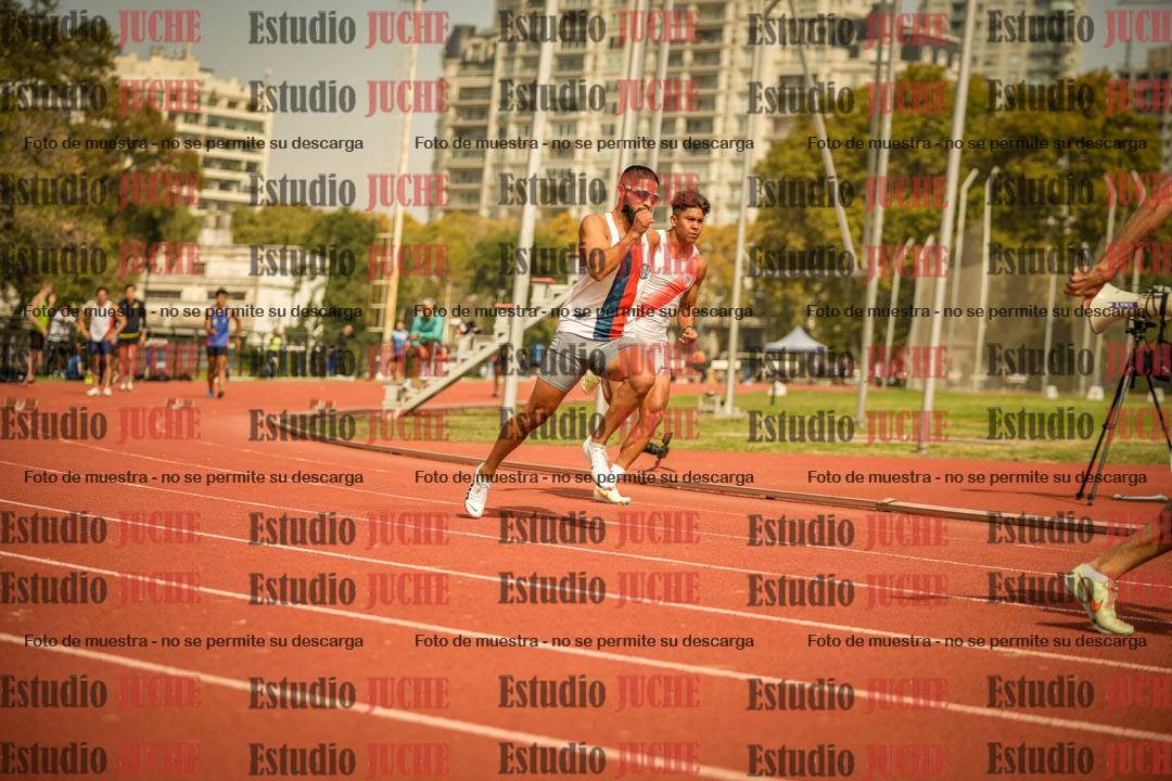 Fotos de los 200 m llanos de varones