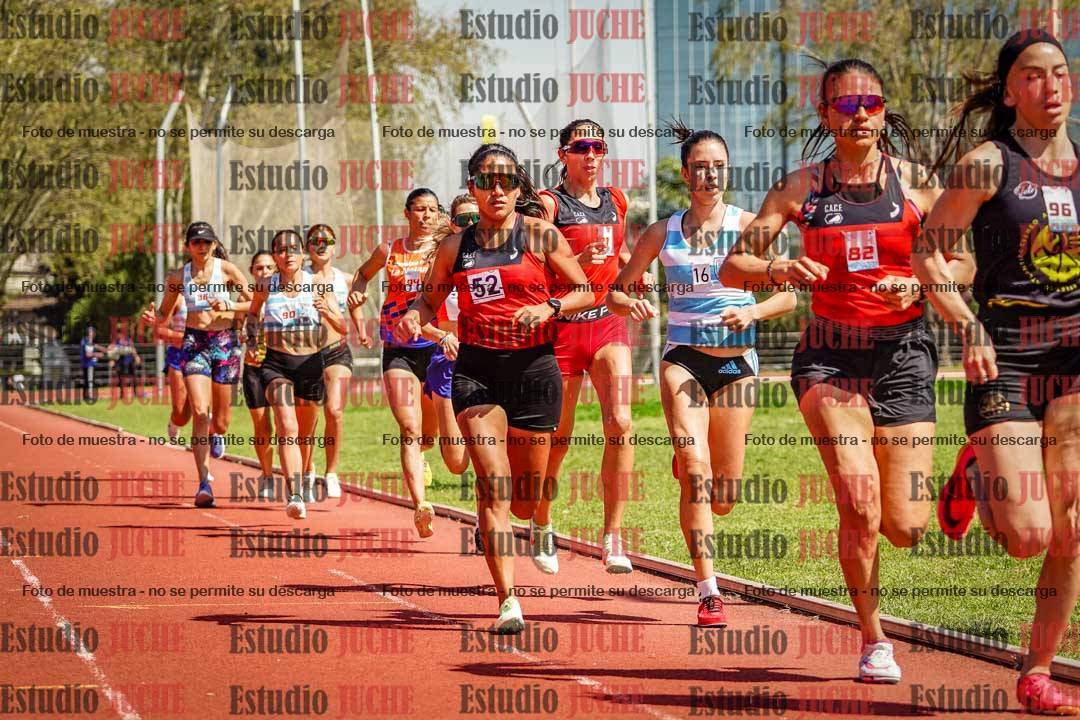 Fotos de los 1500 m llanos de mujeres