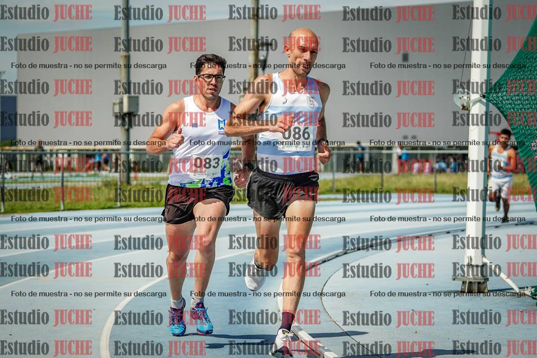Fotos de los 1000 m llanos de varones
