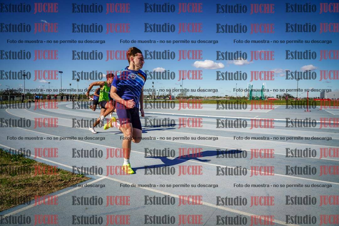 Fotos de los 200 m llanos de varones