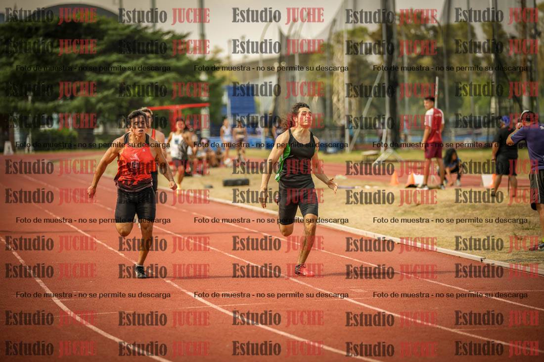 Fotos de los 400 m llanos de varones