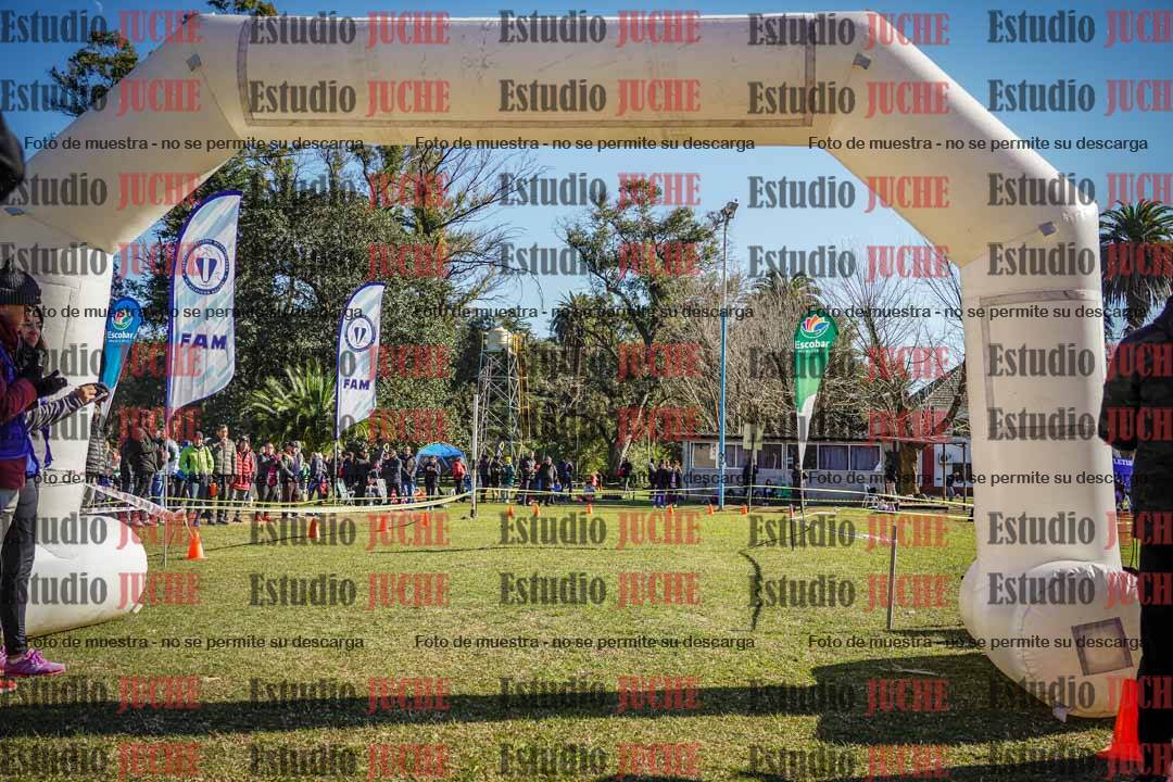 Fotos de la llegada del cross de 6000 m