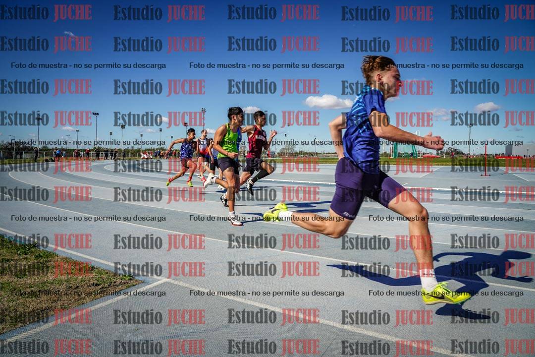 Fotos de los 200 m llanos de varones