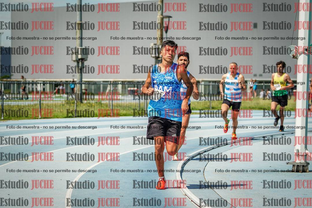 Fotos de los 1000 m llanos de varones