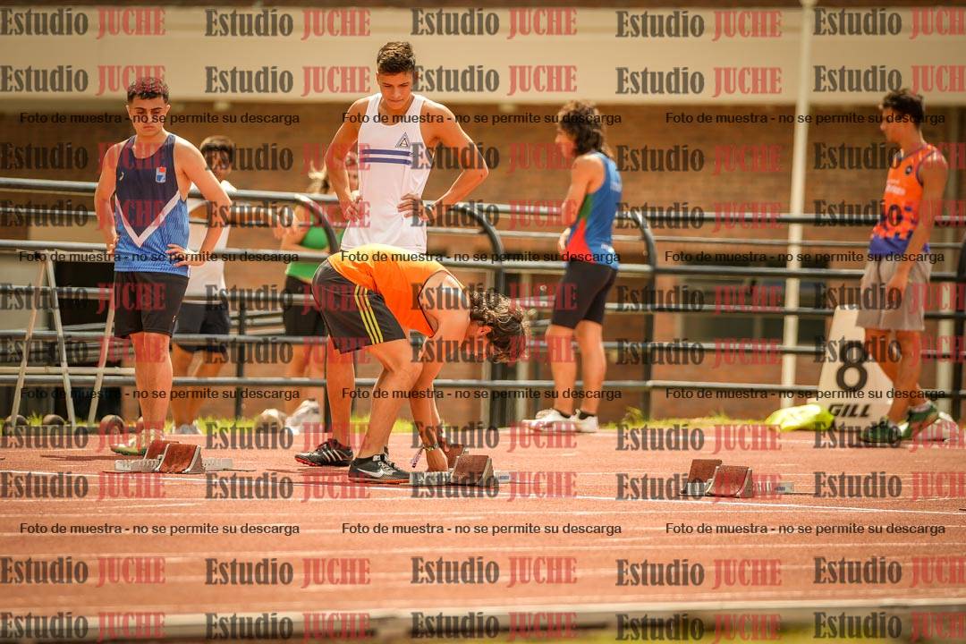 Fotos de los 100 m llanos de varones