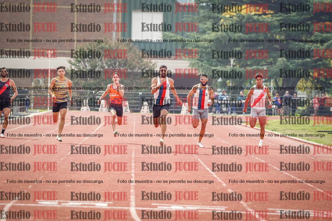 Fotos de los 200 m llanos de varones