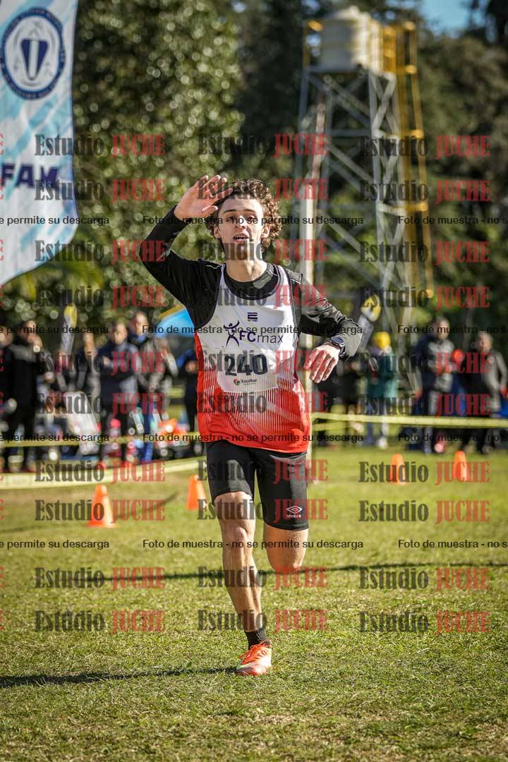 Fotos de la llegada del cross de 6000 m
