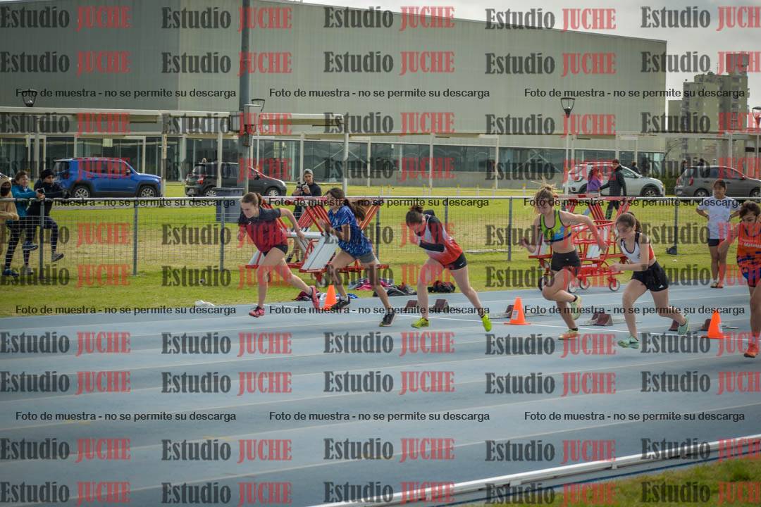 Fotos de los 80 m llanos de mujeres