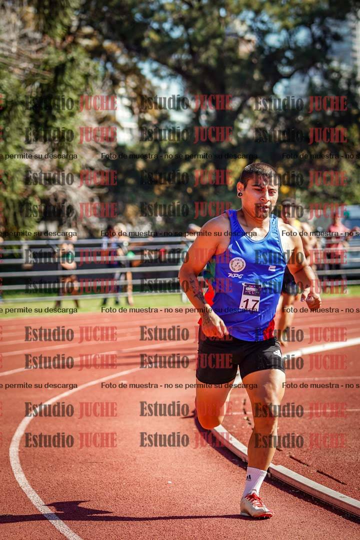 Fotos de los 800 m llanos de varones
