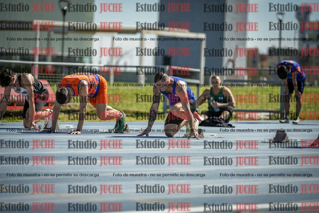 Fotos de los 100 m llanos de varones