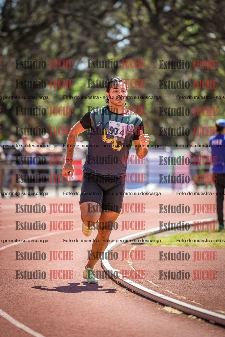 Fotos de los 800 m llanos de varones