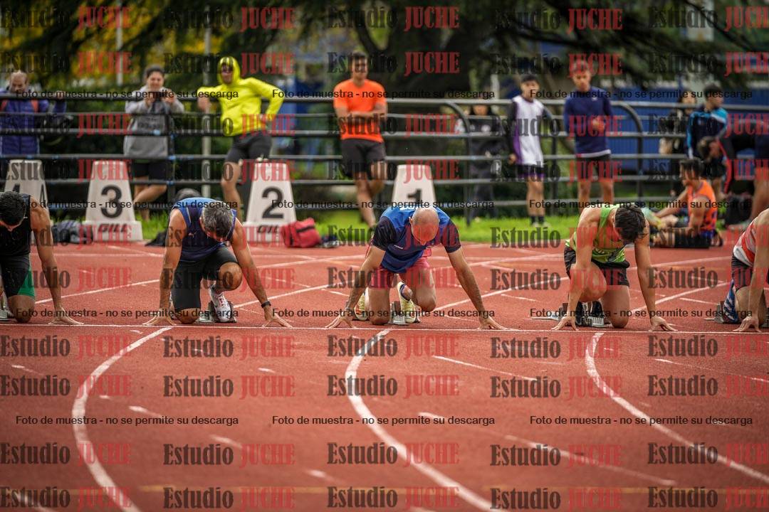 Fotos de los 100 m llanos de varones