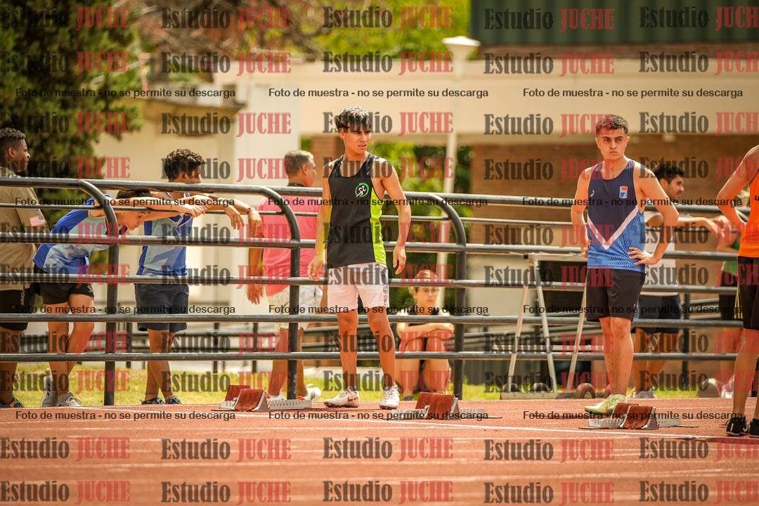 Fotos de los 100 m llanos de varones