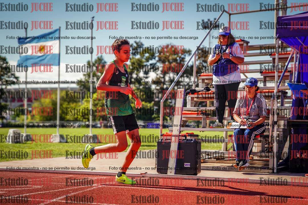 Fotos de los 2400 m de varones