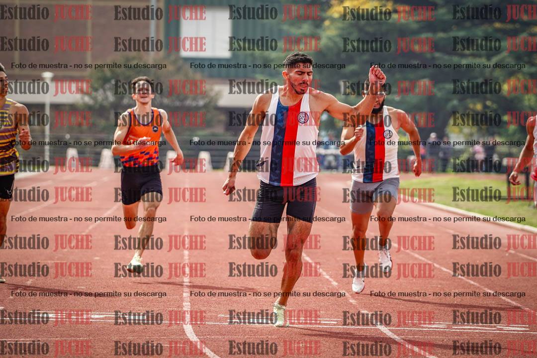 Fotos de los 200 m llanos de varones