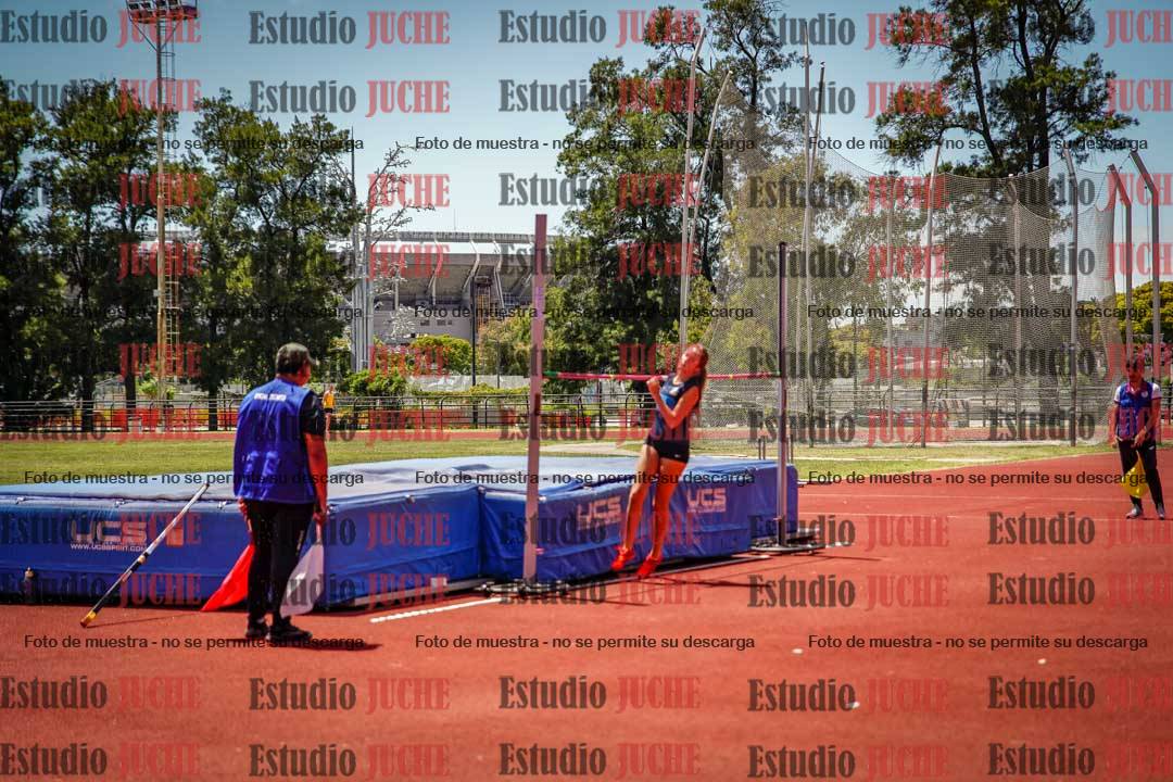 Fotos del salto en alto de mujeres