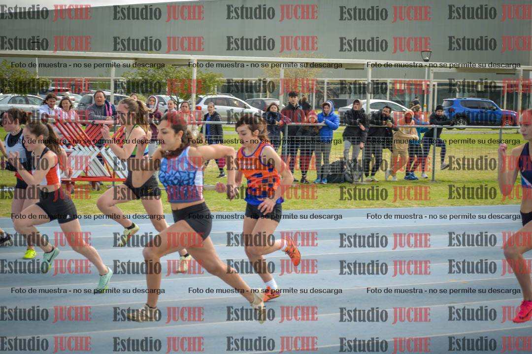 Fotos de los 80 m llanos de mujeres