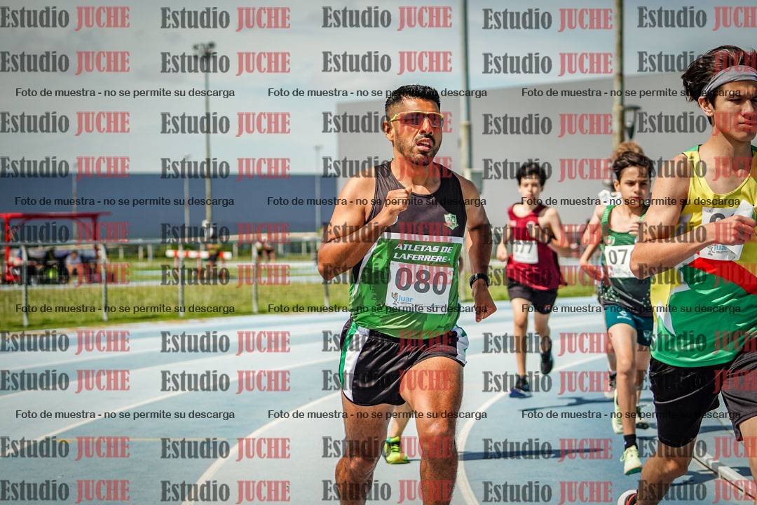 Fotos de los 1000 m llanos de varones
