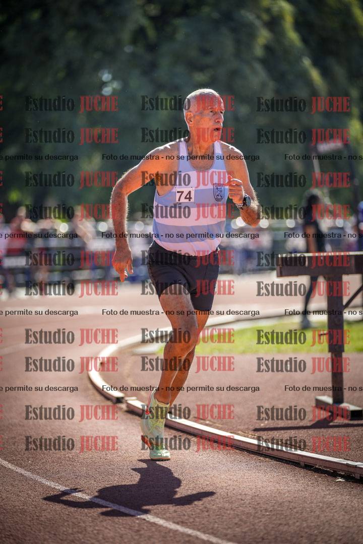 Fotos de los 800 m llanos de varones