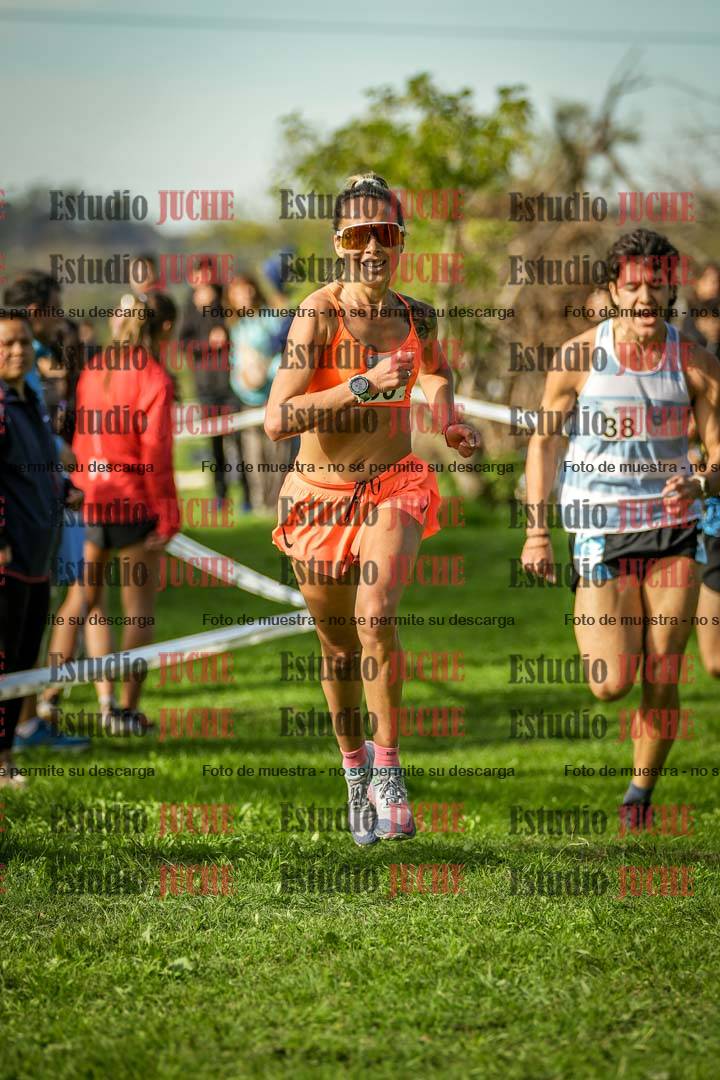 Fotos de la llegada del cross de 6000 m