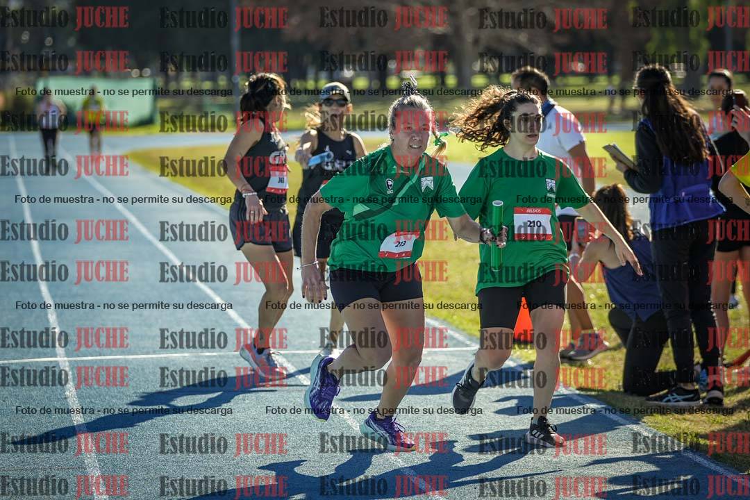 Fotos durante los relevos