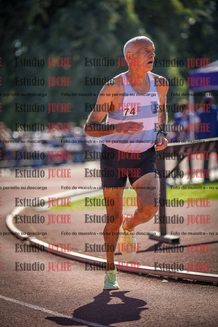 Fotos de los 800 m llanos de varones