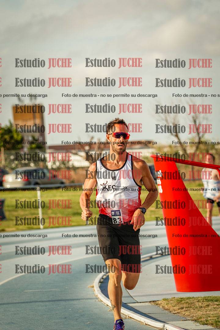 Fotos de los 800 m llanos de varones
