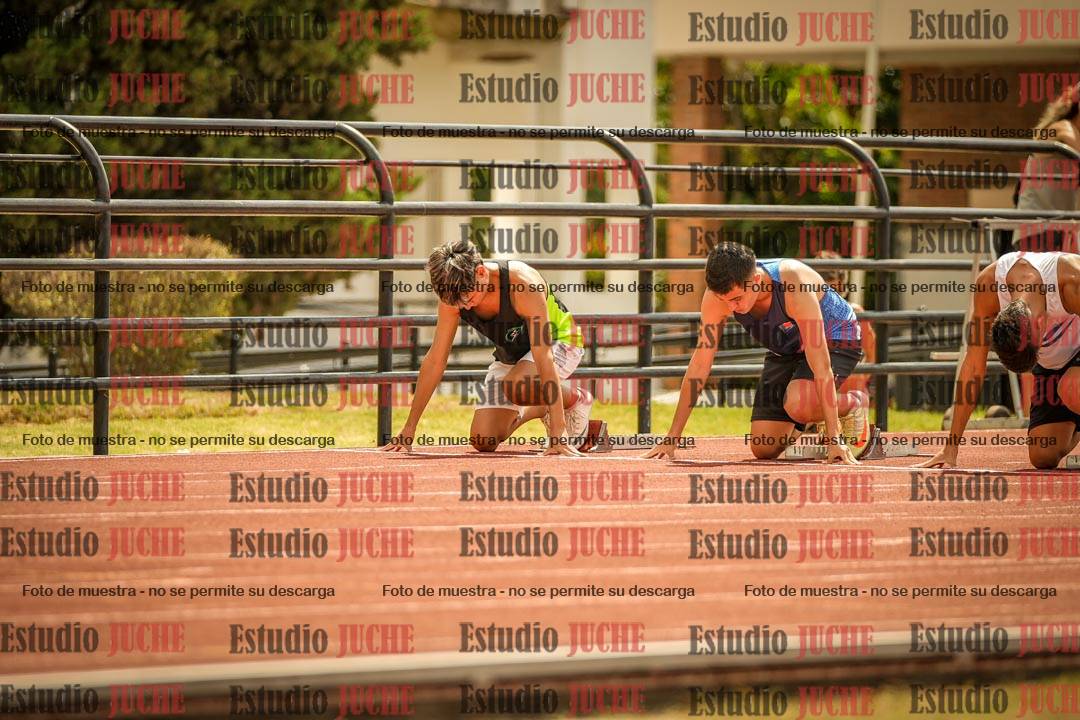 Fotos de los 100 m llanos de varones