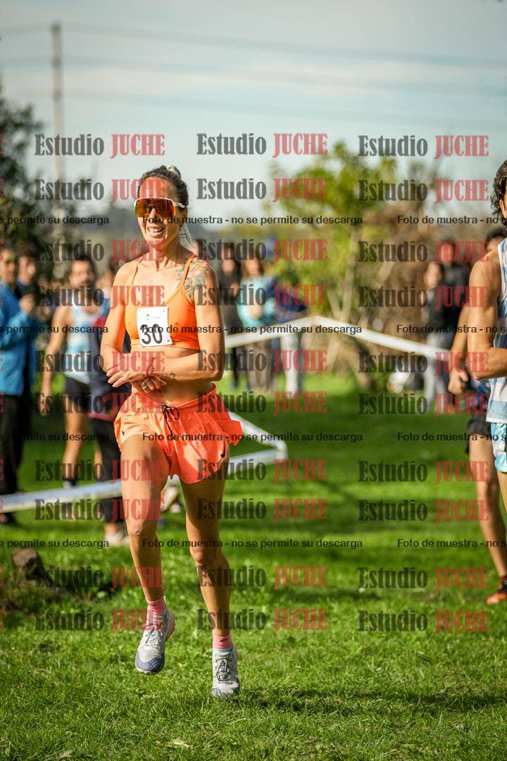 Fotos de la llegada del cross de 6000 m