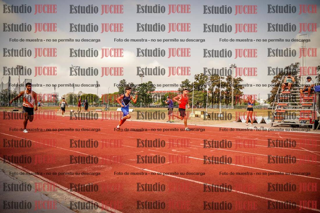 Fotos de los 400 m llanos de varones
