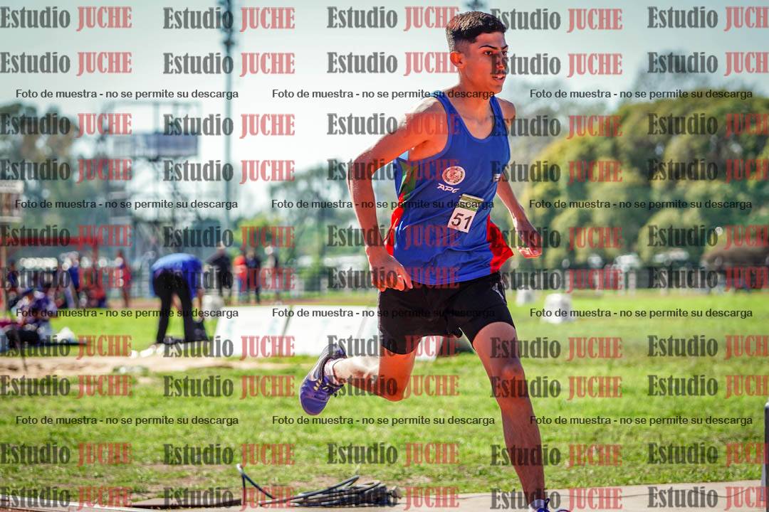 Fotos de los 800 m llanos de varones