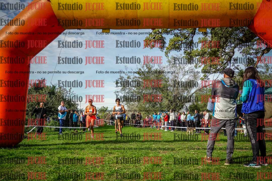 Fotos de la llegada del cross de 6000 m