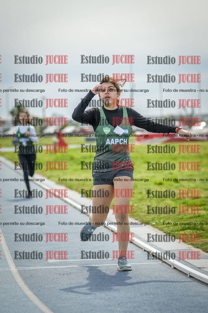 Fotos de los 800 m llanos de mujeres - U14