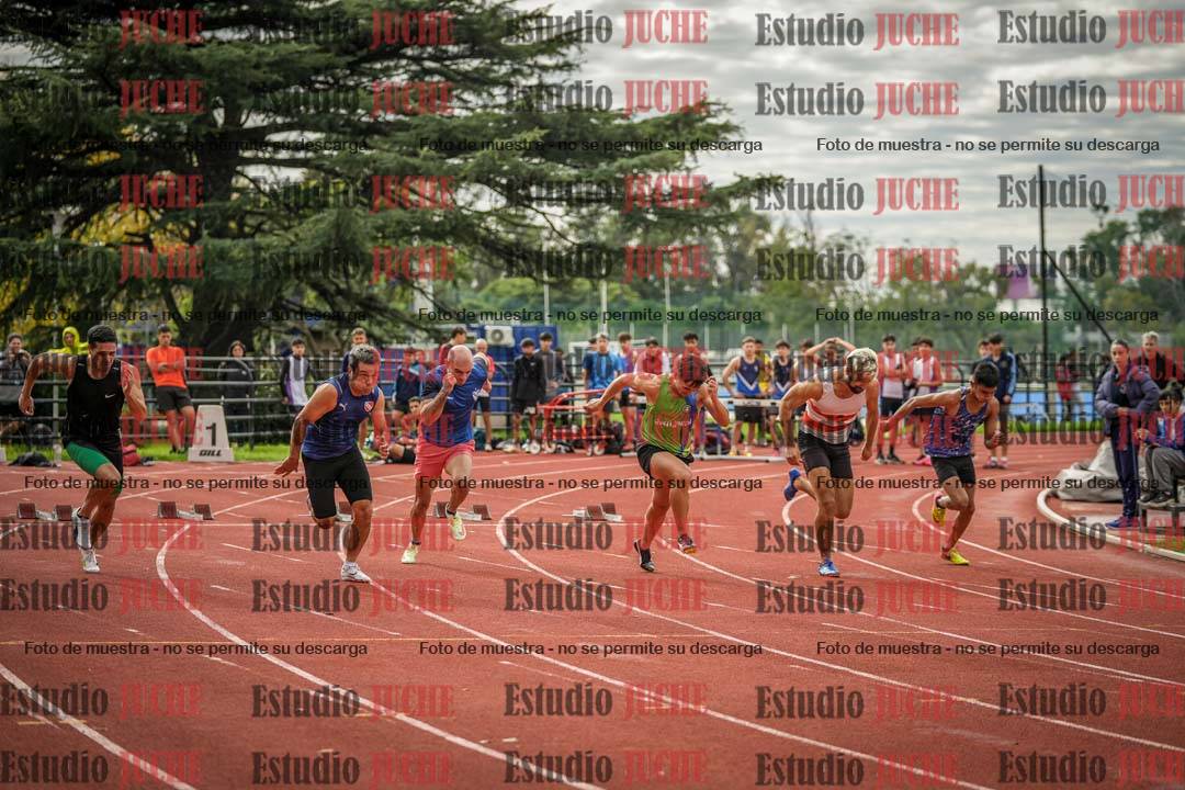 Fotos de los 100 m llanos de varones