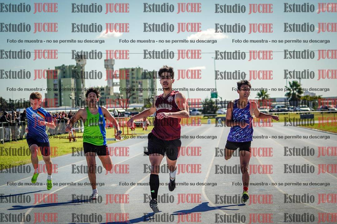 Fotos de los 200 m llanos de varones