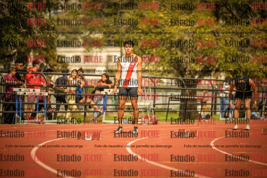 Fotos de los 200 m llanos de varones
