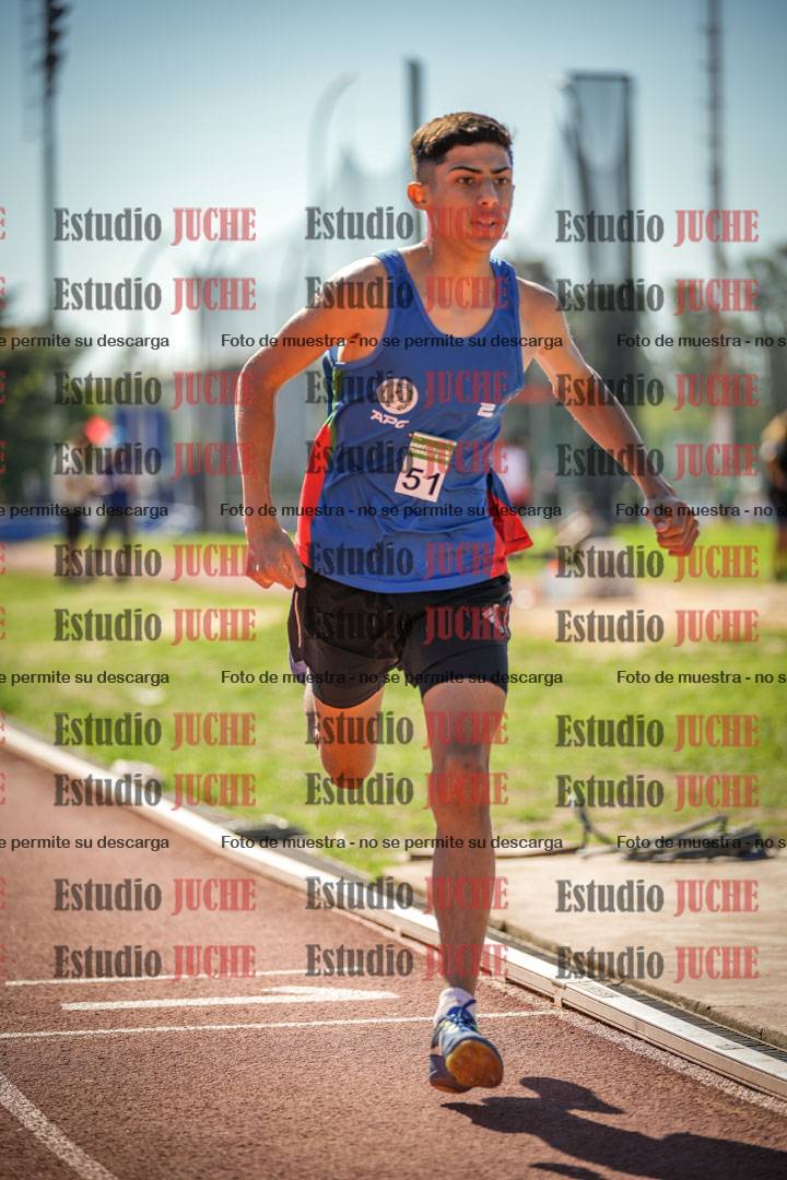 Fotos de los 800 m llanos de varones