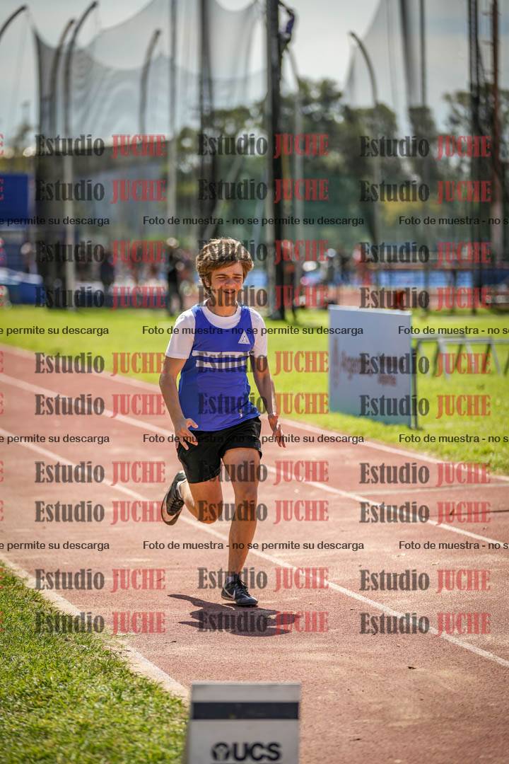 Fotos del salto en largo de varones - (incluye octatlón)
