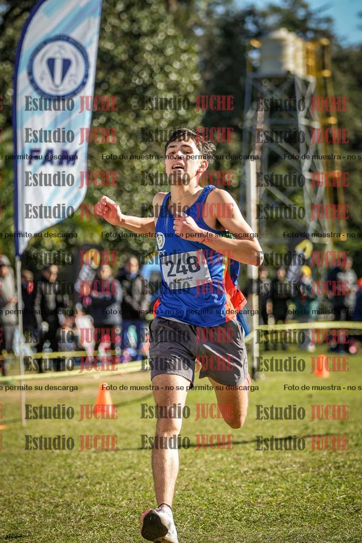 Fotos de la llegada del cross de 6000 m