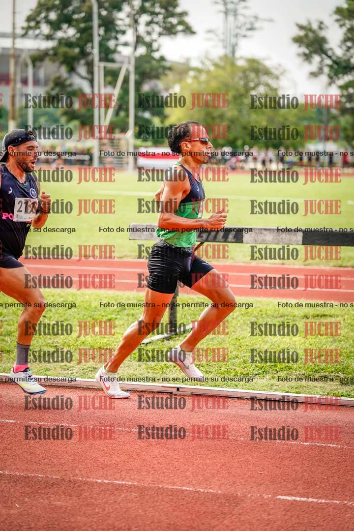 Fotos de los 3000 m llanos de varones